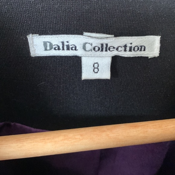 Dalia Collection, Sz 8, cropped zip up blazer - Picture 7 of 9